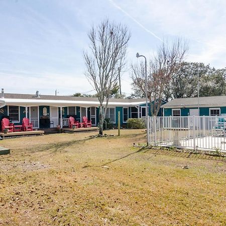 The Pelican Hidden Treasure Inn Room 2 By Bryant Real Estate Kure Beach Esterno foto