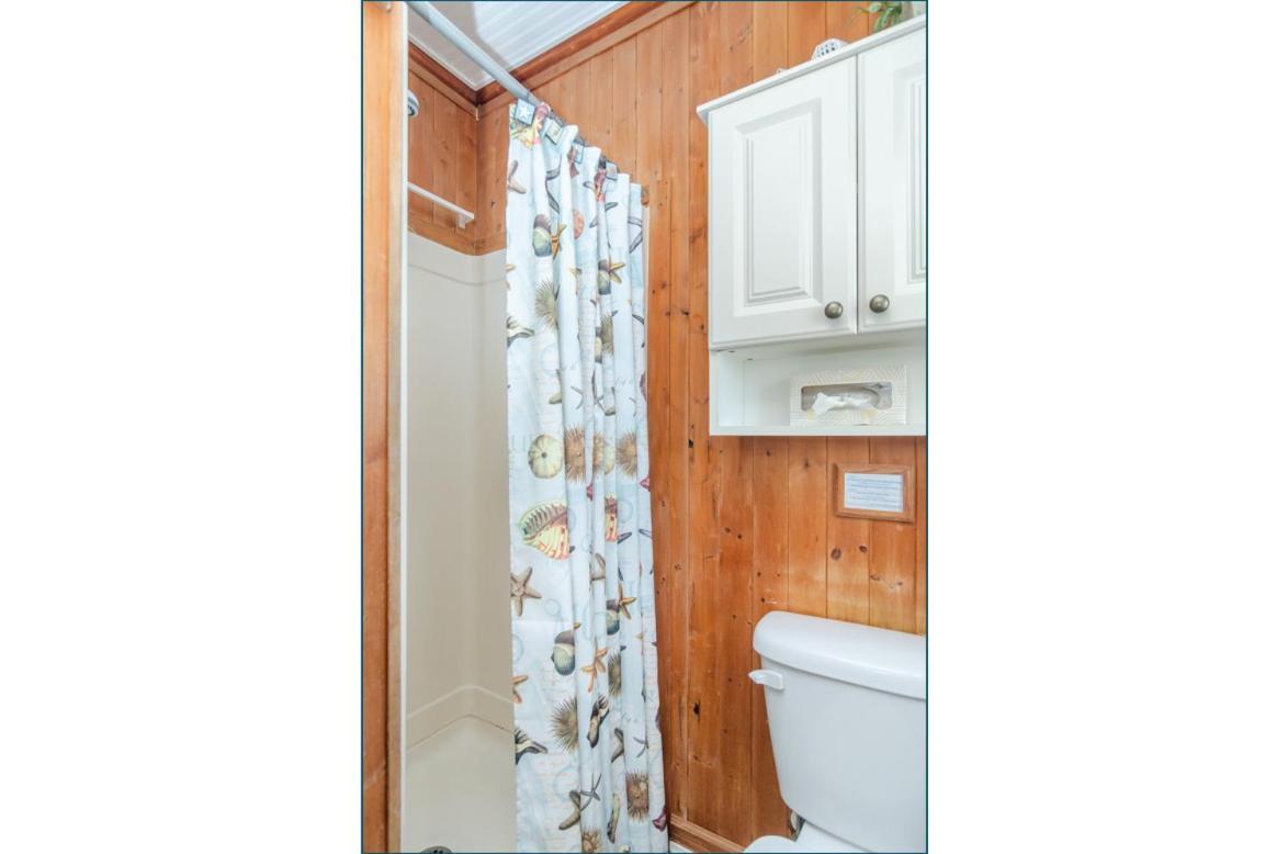 The Pelican Hidden Treasure Inn Room 2 By Bryant Real Estate Kure Beach Esterno foto