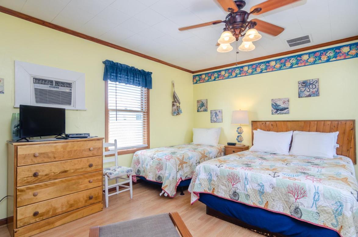 The Pelican Hidden Treasure Inn Room 2 By Bryant Real Estate Kure Beach Esterno foto